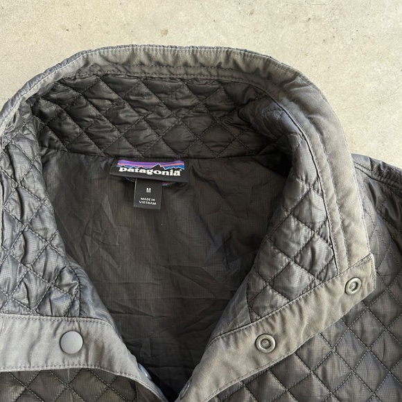 Patagonia Pull Over Button Up - RARE - Picture 4 of 5